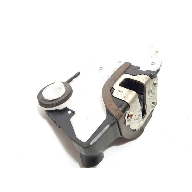 Recambio de cerradura puerta delantera izquierda para toyota yaris 1.0 cat referencia OEM IAM 690400D520  