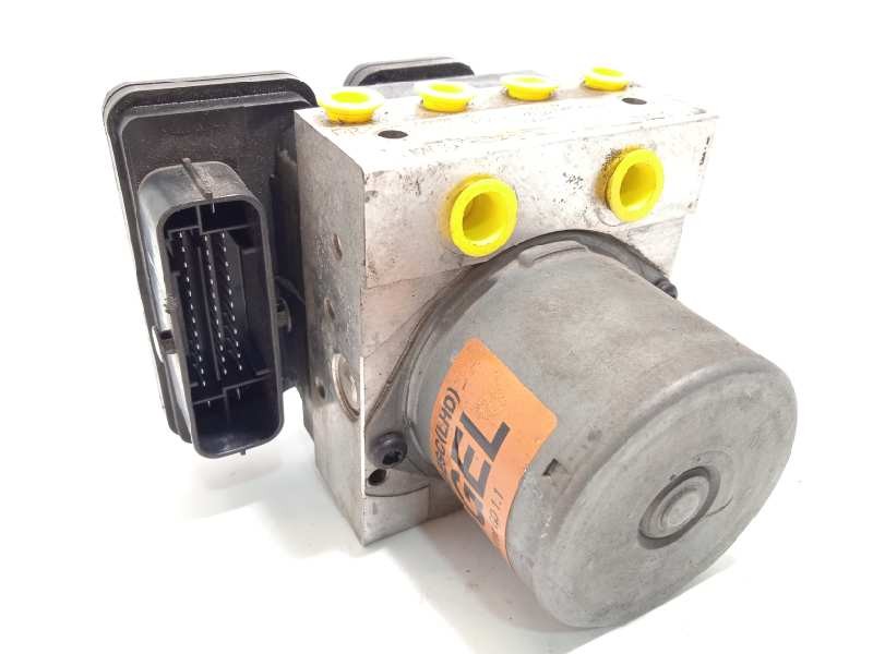 Recambio de abs para hyundai i30 (gd) style referencia OEM IAM 58920A6210 6158945200 A658920500