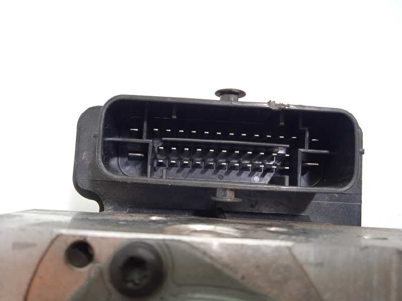 Recambio de abs para hyundai i30 (gd) style referencia OEM IAM 58920A6210 6158945200 A658920500