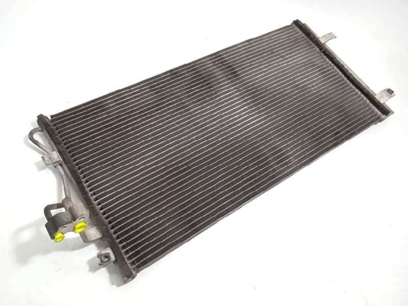 CONDENSADOR / RADIADOR AIRE ACONDICIONADO 976063K780 