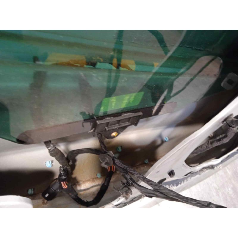 Recambio de puerta trasera izquierda para hyundai ix35 1.7 crdi cat referencia OEM IAM 770032Y011  