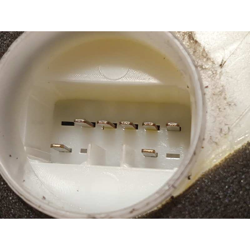 Recambio de cerradura puerta delantera derecha para suzuki swift berlina (mz) 1.3 referencia OEM IAM 8220162J30  