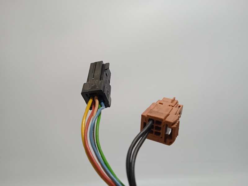 Recambio de retrovisor derecho para citroën c3 tonic referencia OEM IAM 8154AR  