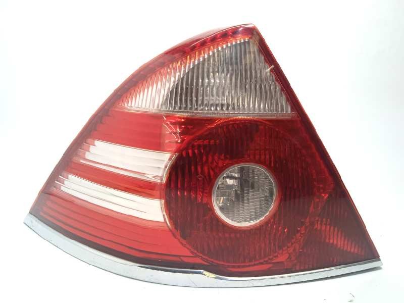 Recambio de piloto trasero izquierdo para ford mondeo berlina (ge) ambiente referencia OEM IAM 1464087  