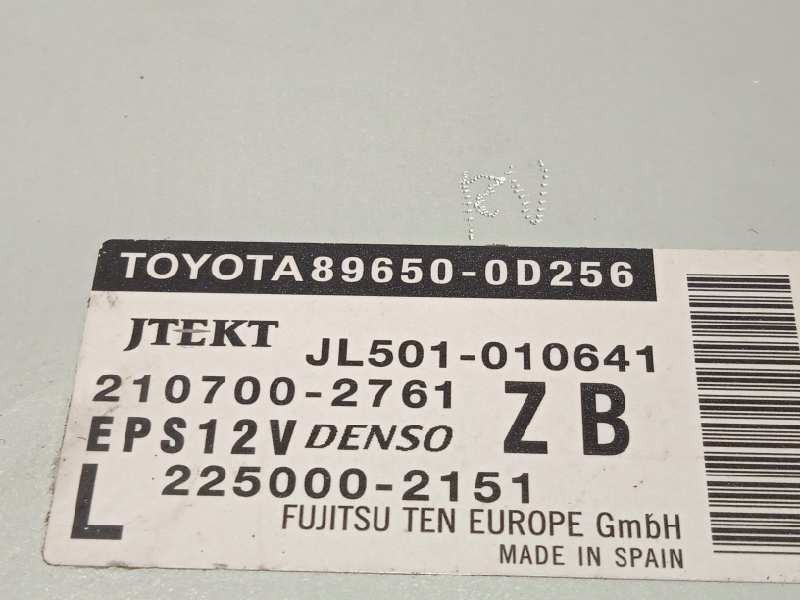 Recambio de centralita direccion para toyota yaris 1.0 cat referencia OEM IAM 896500D256  