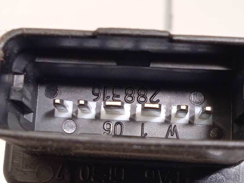 Recambio de elevalunas delantero izquierdo para hyundai ix35 1.7 crdi cat referencia OEM IAM 824702Y010  