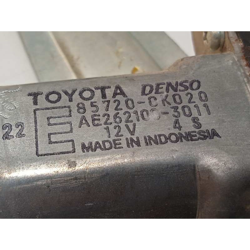 Recambio de elevalunas trasero derecho para toyota hilux (kun) referencia OEM IAM 698300K041  857200K020