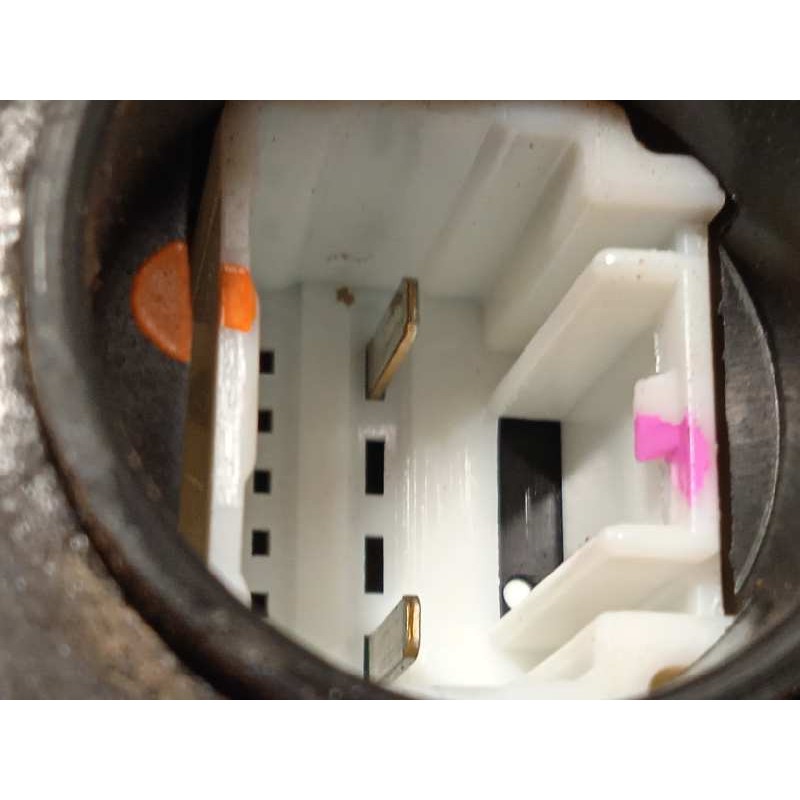 Recambio de cerradura puerta trasera izquierda para toyota hilux (kun) referencia OEM IAM 690600K040  