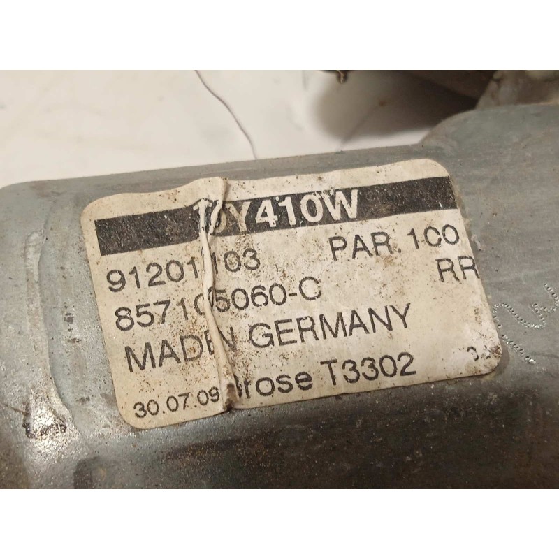 Recambio de elevalunas trasero derecho para toyota avensis cross sport (t27) active referencia OEM IAM 8570202020  AV2621004360