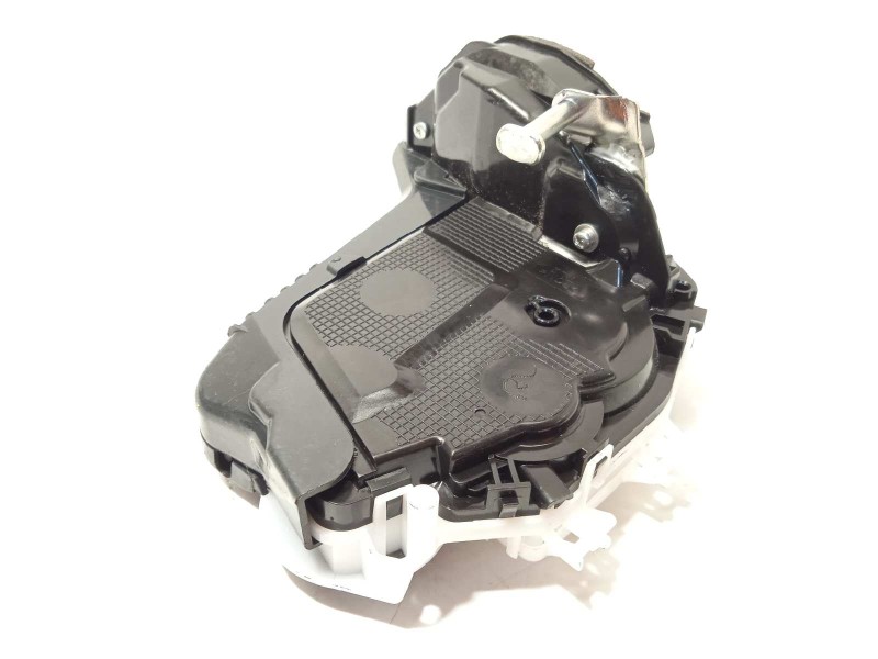 Recambio de cerradura puerta trasera izquierda para toyota yaris cross 1.5 hybrid (mxpj10l) referencia OEM IAM 69060K0030  