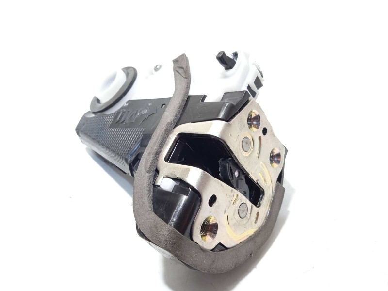 Recambio de cerradura puerta trasera izquierda para toyota yaris cross 1.5 hybrid (mxpj10l) referencia OEM IAM 69060K0030  
