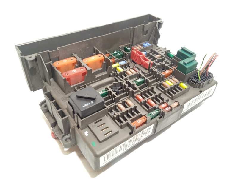 Recambio de caja reles / fusibles para bmw serie 1 berlina (e81/e87) 118d referencia OEM IAM 9119445  