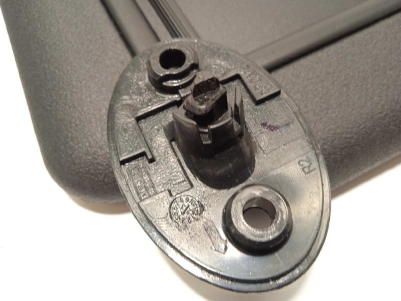 Recambio de parasol derecho para toyota yaris cross 1.5 hybrid (mxpj10l) referencia OEM IAM 74310K0100C0  