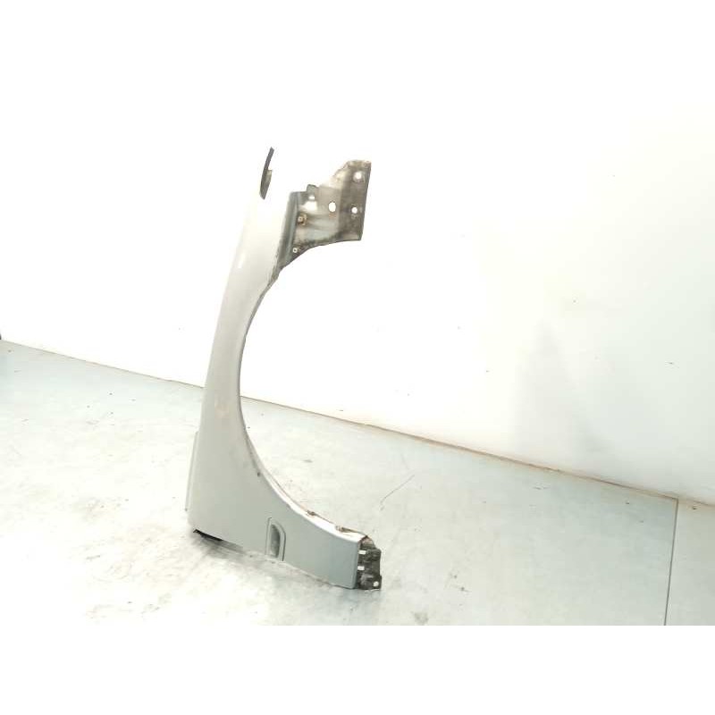 Recambio de aleta delantera derecha para volvo s60 berlina 2.4 d referencia OEM IAM 30796493  