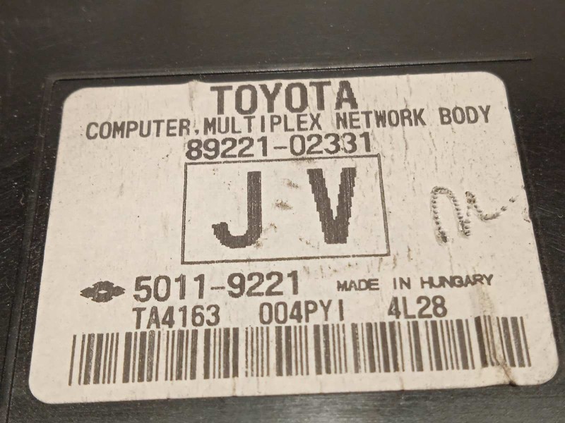 Recambio de centralita confort para toyota auris 1.8 16v (híbrido) referencia OEM IAM 8922102331  