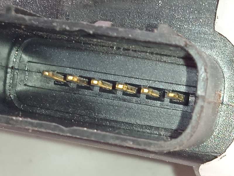 Recambio de cerradura puerta delantera derecha para hyundai ix35 1.7 crdi cat referencia OEM IAM 813202Y000  