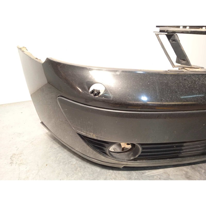 Recambio de paragolpes delantero para renault espace iv (jk0) dynamique referencia OEM IAM 7701207359  