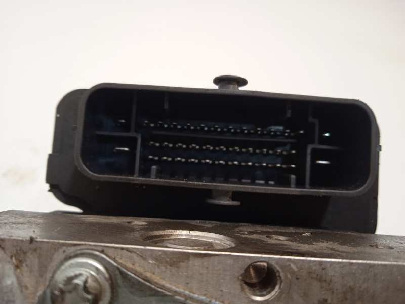 Recambio de abs para dacia duster laureate 4x4 referencia OEM IAM 476608845R 0065106455 269634