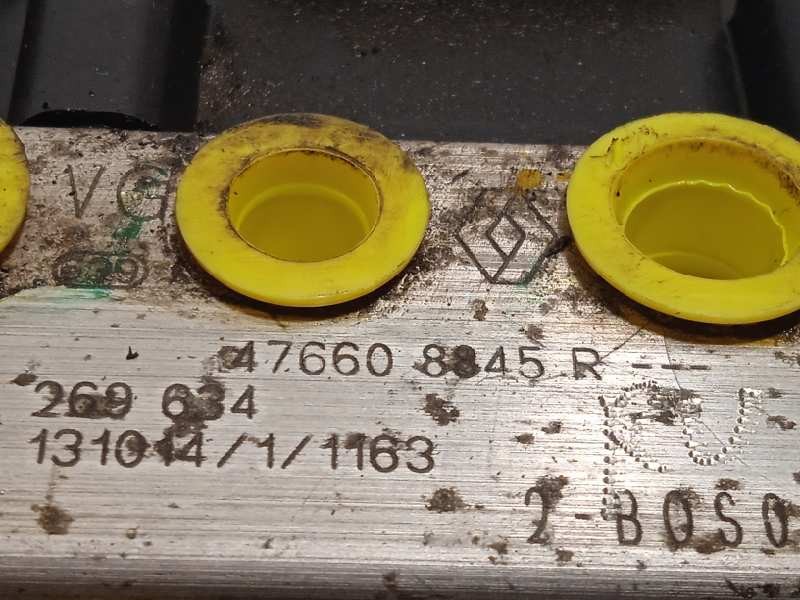 Recambio de abs para dacia duster laureate 4x4 referencia OEM IAM 476608845R 0065106455 269634