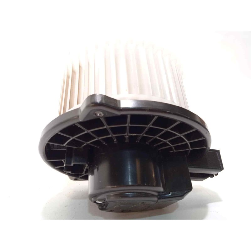 Recambio de motor calefaccion para mazda cx-30 referencia OEM IAM 8727006620  HB111GHR9