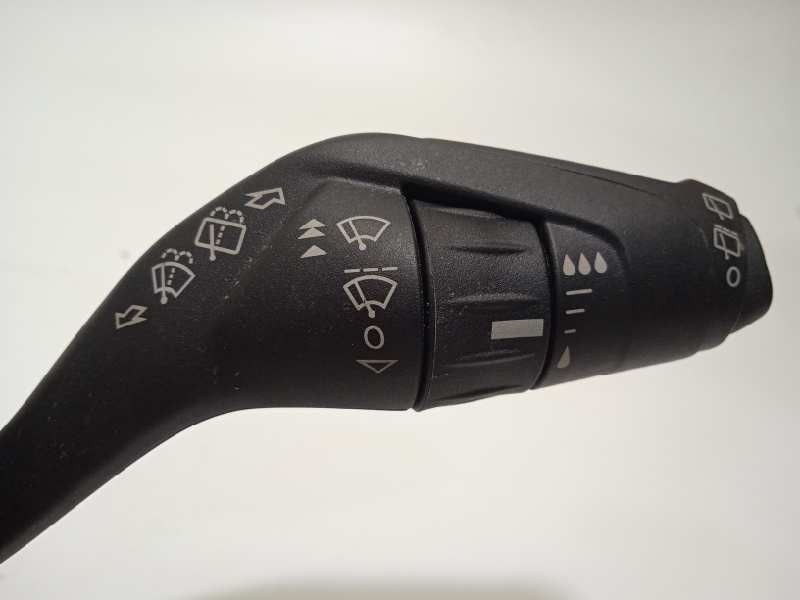 Recambio de mando intermitentes para ford focus lim. titanium referencia OEM IAM F1ET13N064AC  