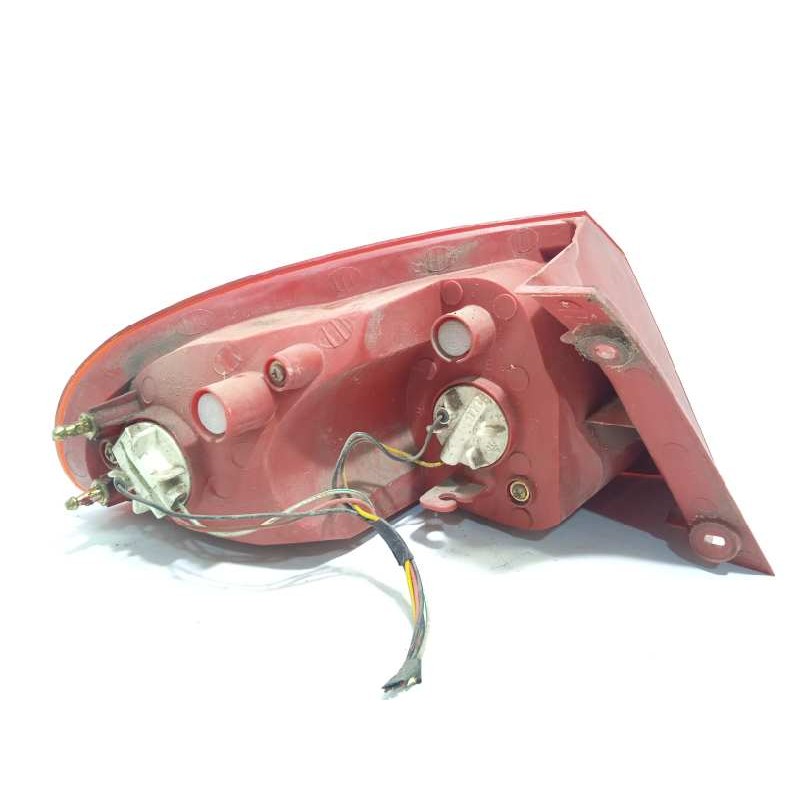 Recambio de piloto trasero derecho para chevrolet lacetti sx referencia OEM IAM 96387725  