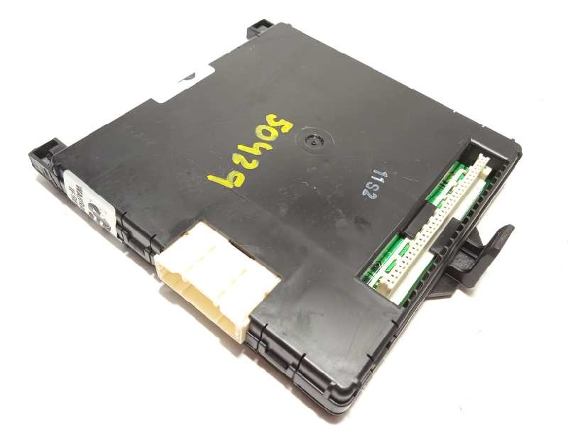 Recambio de modulo electronico para toyota yaris hybrid feel! referencia OEM IAM 892210D470  MB2380009281