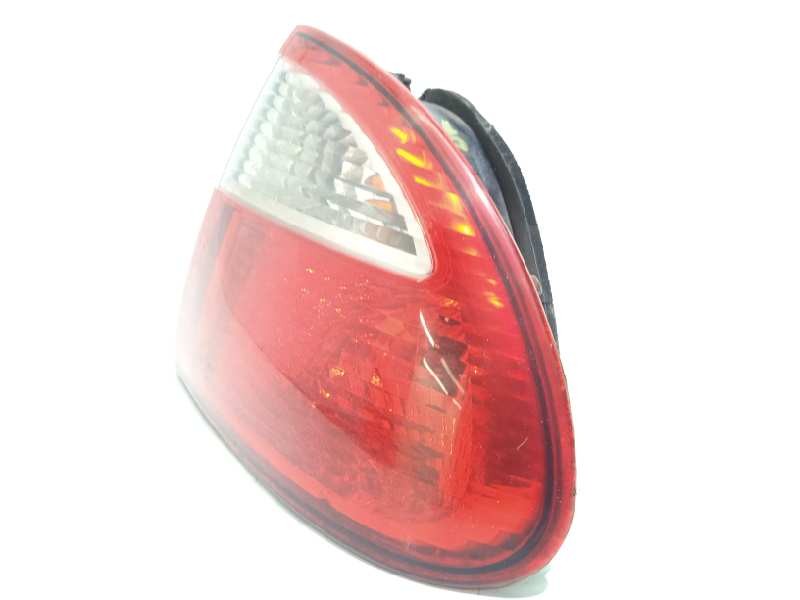 Recambio de piloto trasero derecho para seat leon (1m1) 1.6 16v referencia OEM IAM 1M6945112  