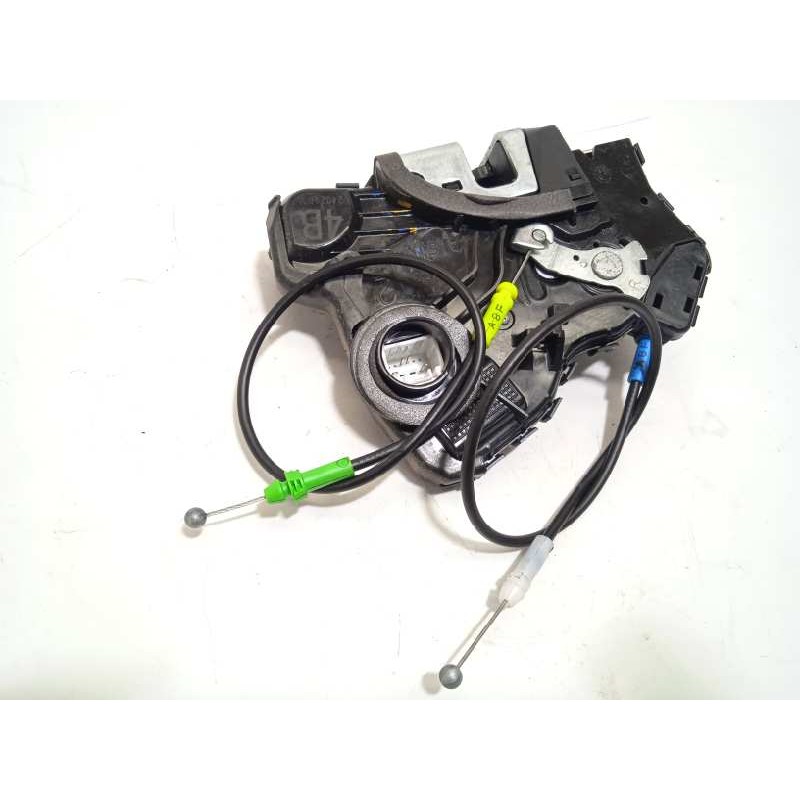 Recambio de cerradura puerta delantera derecha para toyota auris 1.2 16v turbo cat referencia OEM IAM 6903005131  