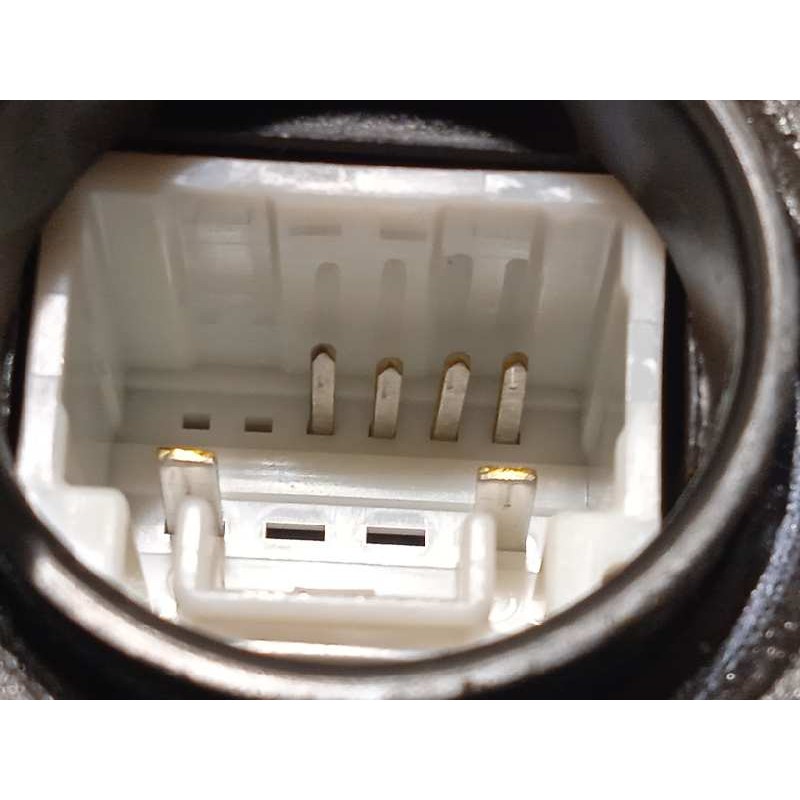 Recambio de cerradura puerta delantera izquierda para toyota auris 1.2 16v turbo cat referencia OEM IAM 6903005131  