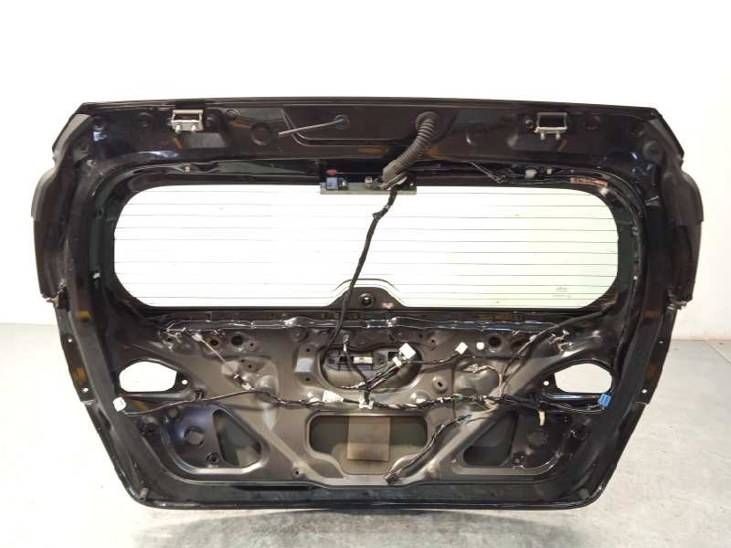 Recambio de porton trasero para toyota auris 1.2 16v turbo cat referencia OEM IAM 6700502290  6810502380