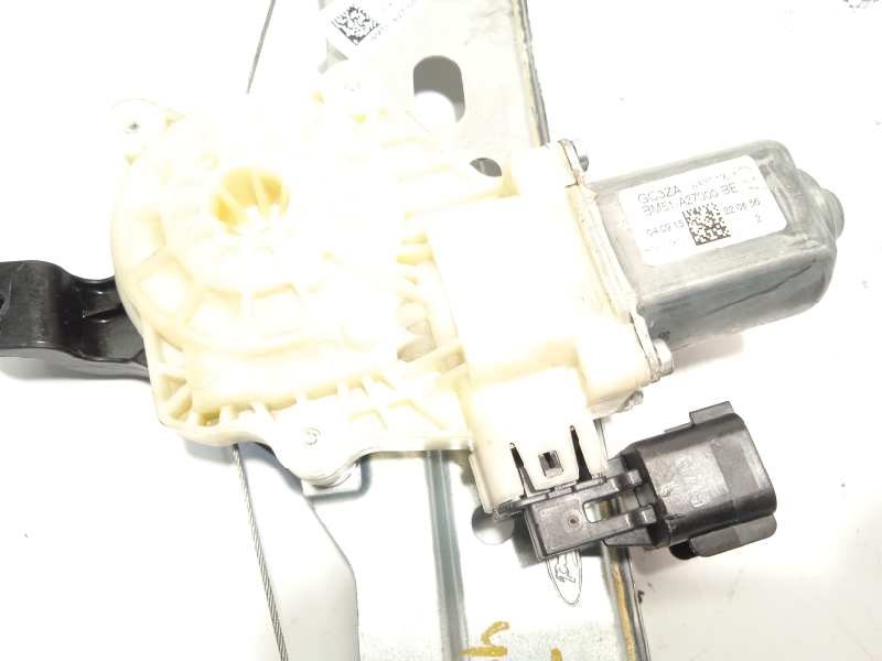 Recambio de elevalunas trasero derecho para ford focus lim. black&red referencia OEM IAM BM51A27000BE  BM51A27000BE