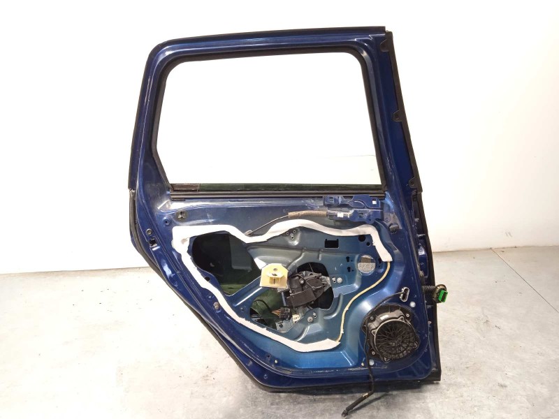 Recambio de puerta trasera izquierda para peugeot 308 sw sport referencia OEM IAM 9006N6  