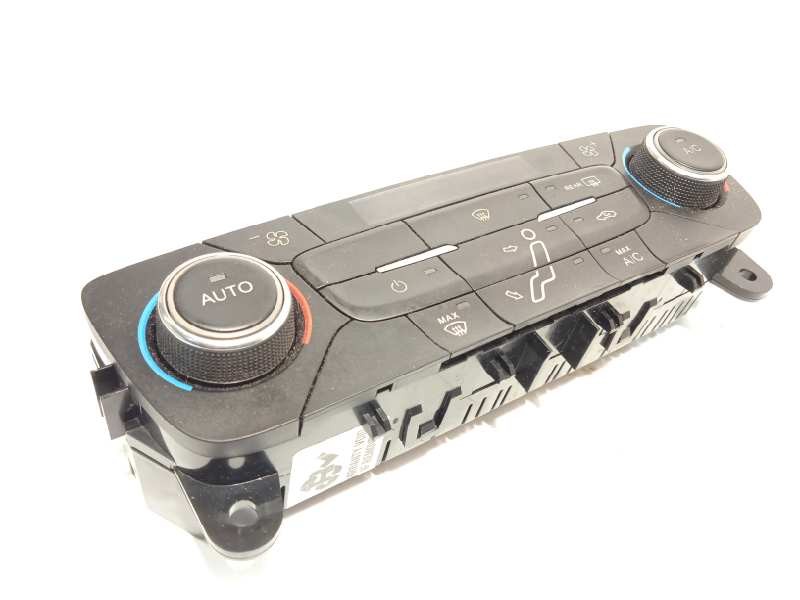 Recambio de mando climatizador para ford focus lim. black&red referencia OEM IAM F1ET18C612AF  2373035