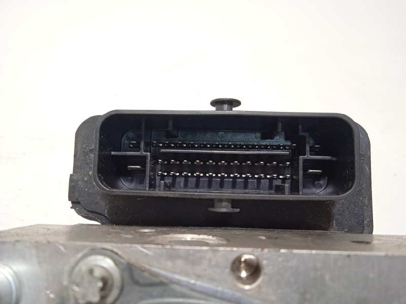 Recambio de abs para toyota auris 1.2 16v turbo cat referencia OEM IAM 4454002520 2265106455 269735