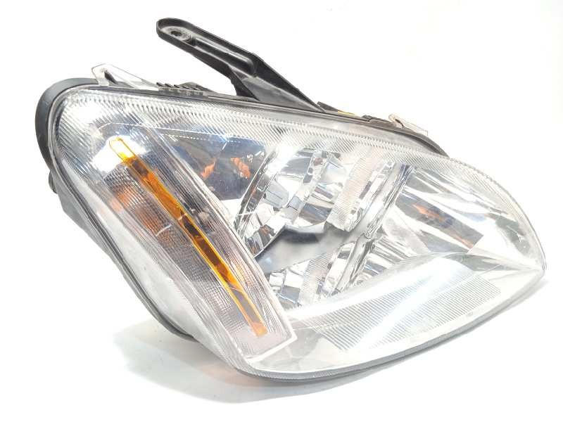 Recambio de faro derecho para ford focus c-max (cap) trend (d) referencia OEM IAM 3M5113100AA  1347459