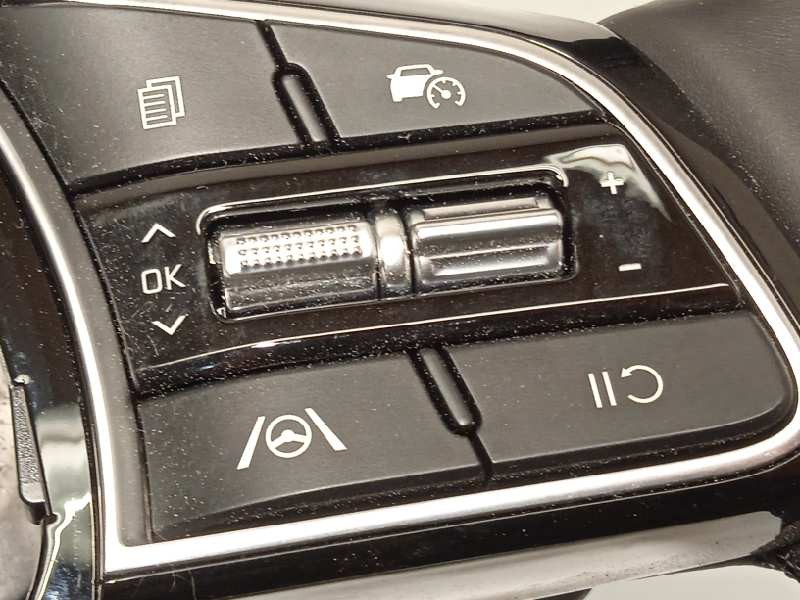 Recambio de volante para kia ceed 1.0 tgdi cat referencia OEM IAM 56100J7HC0CEP 56100J7HT0CEP 657403000A