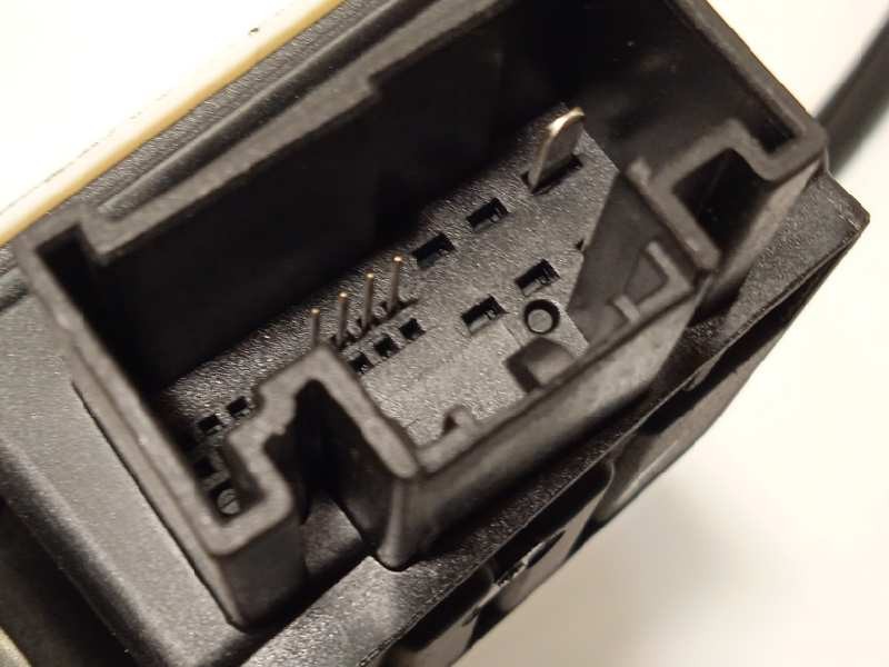 Recambio de elevalunas delantero derecho para volkswagen polo 1.0 tsi referencia OEM IAM 2G4837462B  2Q1959882