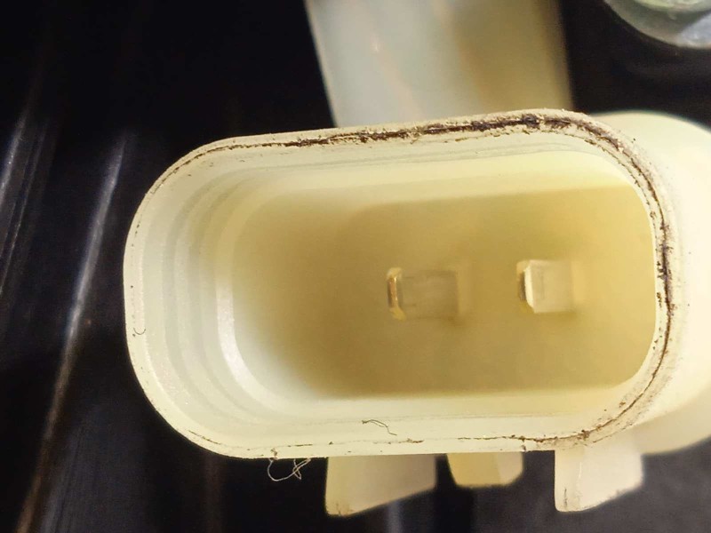 Recambio de elevalunas trasero derecho para kia xceed 1.0 tgdi cat referencia OEM IAM 83480J7300  83460J7000