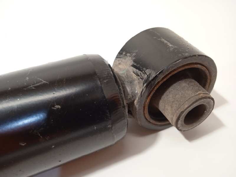 Recambio de amortiguador trasero derecho para kia ceed 1.0 tgdi cat referencia OEM IAM 55300J7XA  