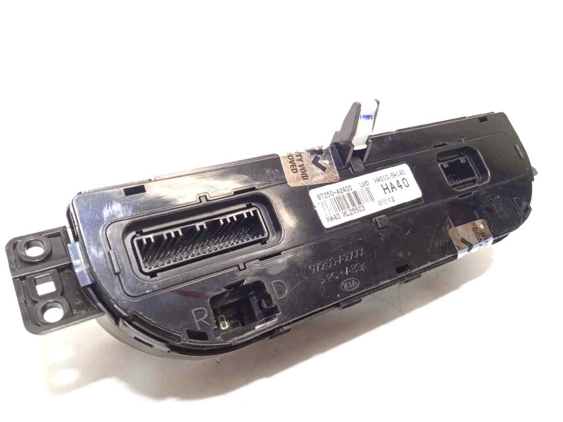 Recambio de mando climatizador para kia cee´d tech referencia OEM IAM 97250A2400  97250A2400WK