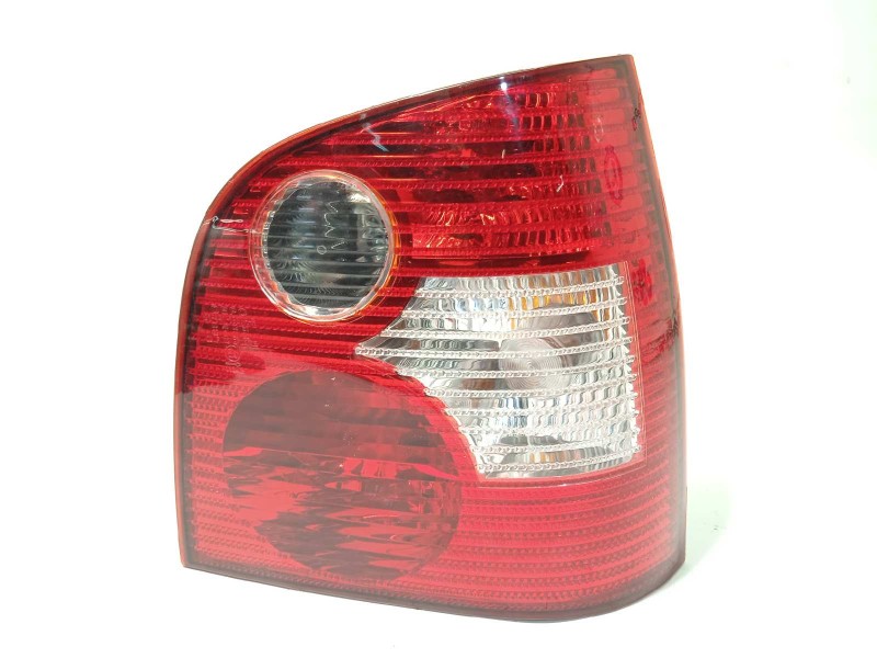 Recambio de piloto trasero derecho para volkswagen polo (9n1) trendline referencia OEM IAM 6Q6945096G  