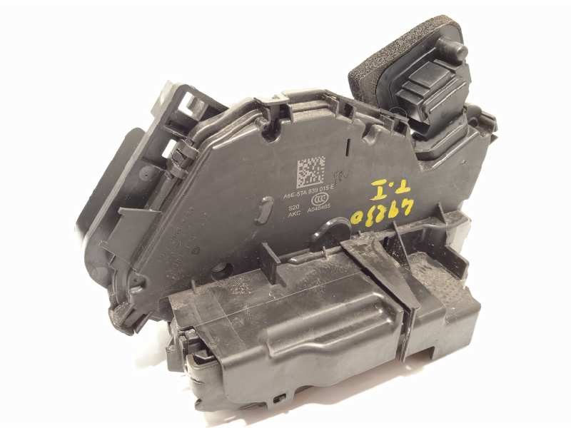 Recambio de cerradura puerta trasera izquierda para volkswagen polo 1.0 tsi referencia OEM IAM 5TA839015E  