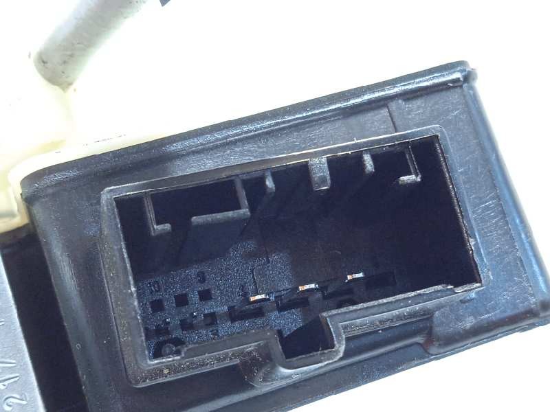 Recambio de elevalunas trasero derecho para volkswagen polo 1.0 tsi referencia OEM IAM 2G6839462C  5Q0959812D