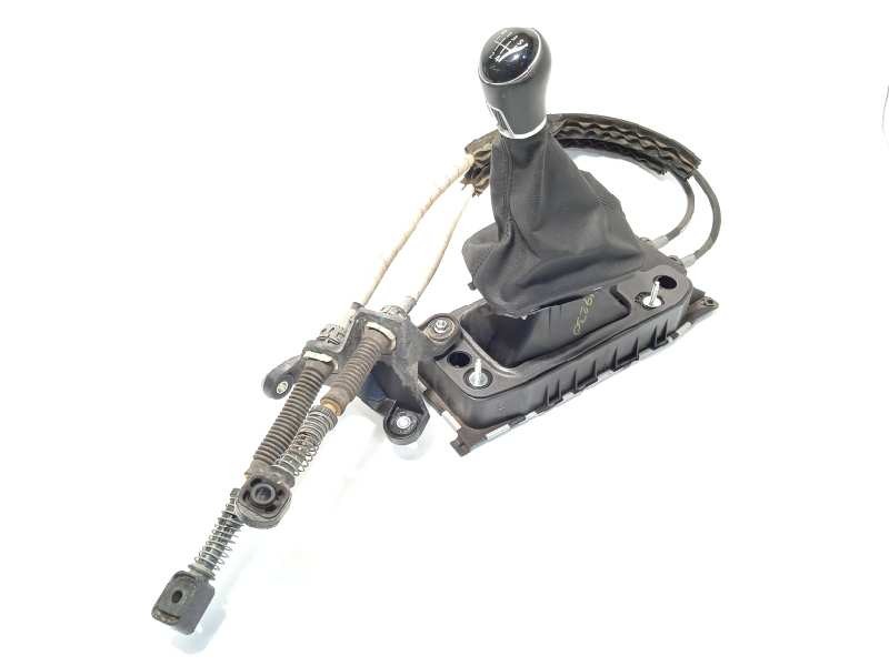 Recambio de palanca cambio para volkswagen polo 1.0 tsi referencia OEM IAM 2Q0711049J  