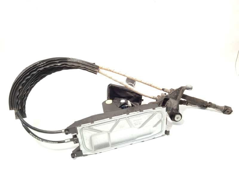 Recambio de palanca cambio para volkswagen polo 1.0 tsi referencia OEM IAM 2Q0711049J  