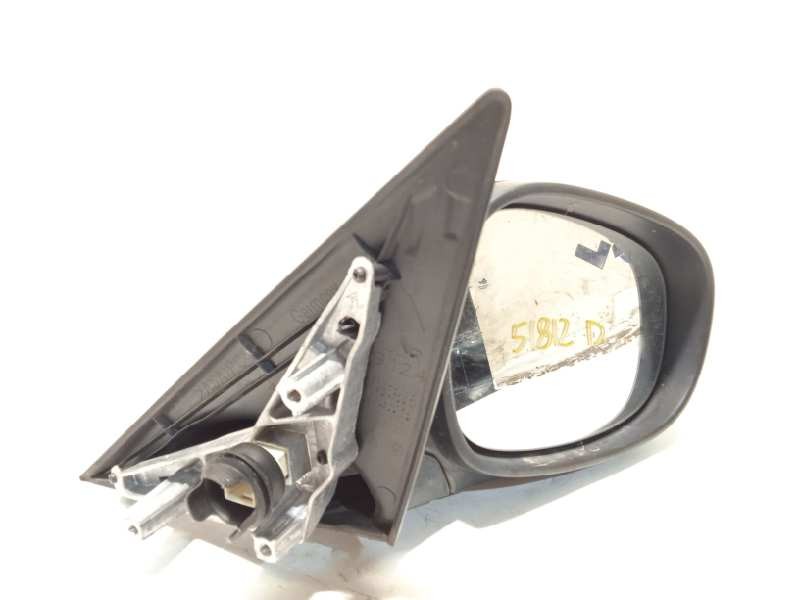 Recambio de retrovisor derecho para bmw serie 3 berlina (e90) 318i referencia OEM IAM 51167268262  