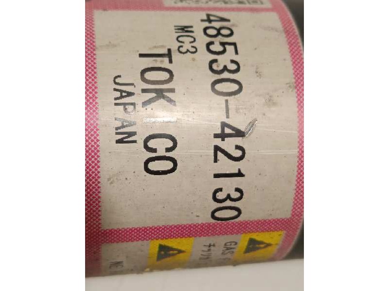 Recambio de amortiguador trasero derecho para toyota rav4 referencia OEM IAM 4853042130  