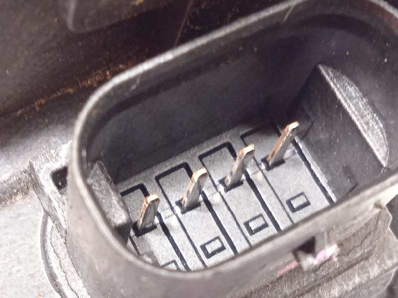 Recambio de cerradura puerta trasera izquierda para bmw serie x1 (f48) sdrive18i referencia OEM IAM 51227281939  