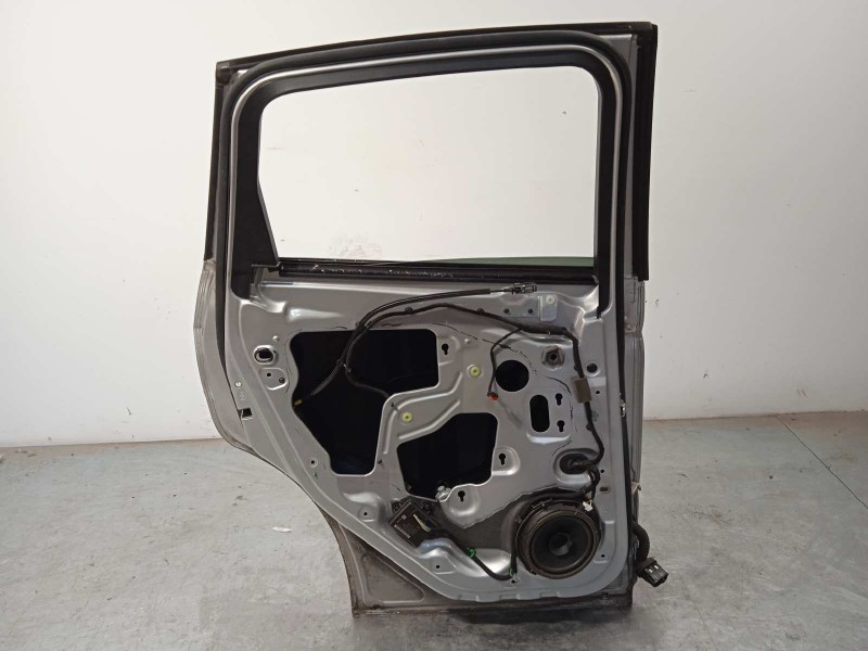 Recambio de puerta trasera izquierda para ford c-max (ceu) trend referencia OEM IAM 2380070  PE1C1R24631AB